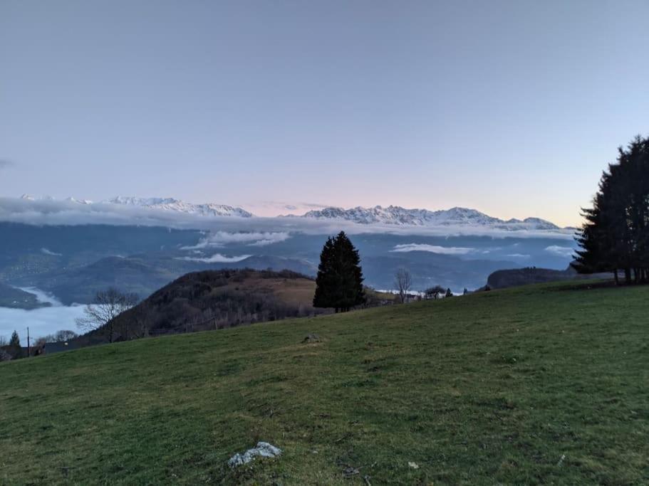 Maison Familiale En Montagne Avec Vue Merveilleuse Sur Le Massif De Belledonne Saint-Bernard  Buitenkant foto